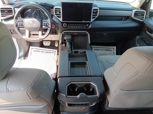 2023 Toyota Tundra SR5 photo 8