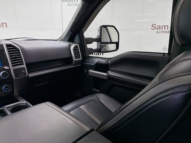 2019 Ford F-150 Platinum photo 22