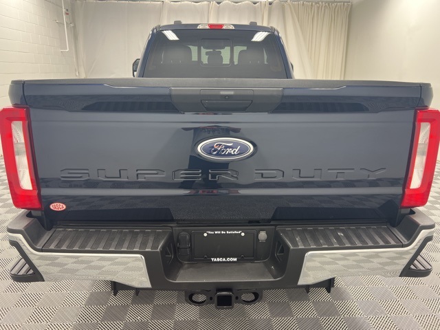 2023 Ford F-250 photo 7