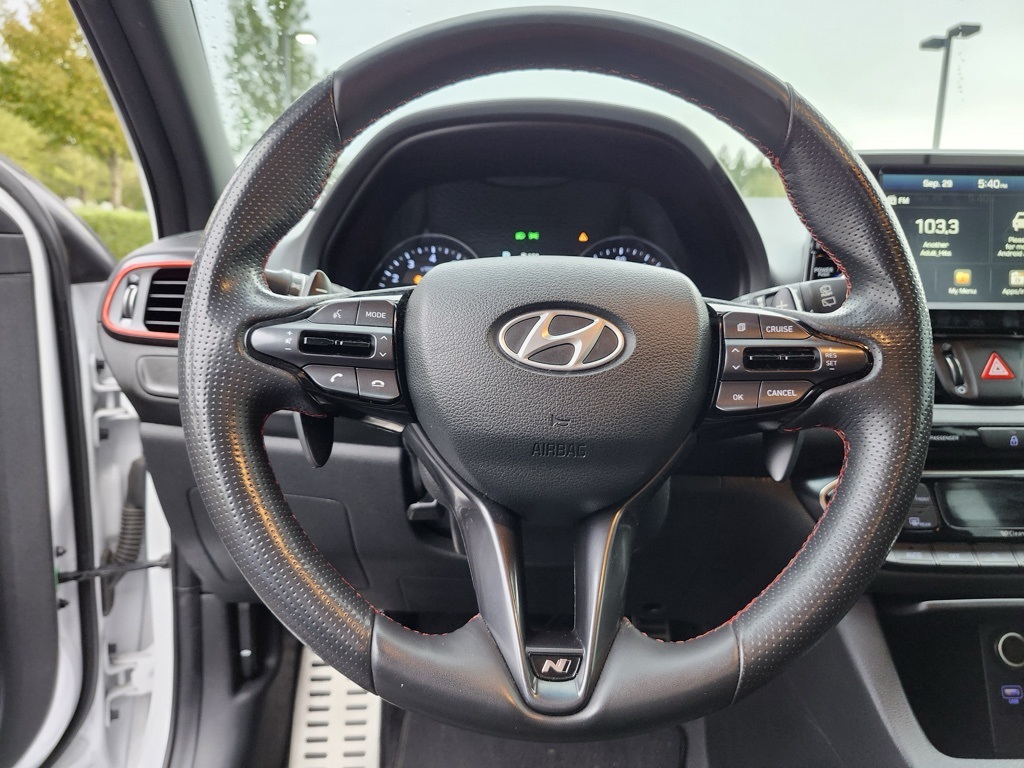2020 Hyundai Elantra GT N Line photo 11