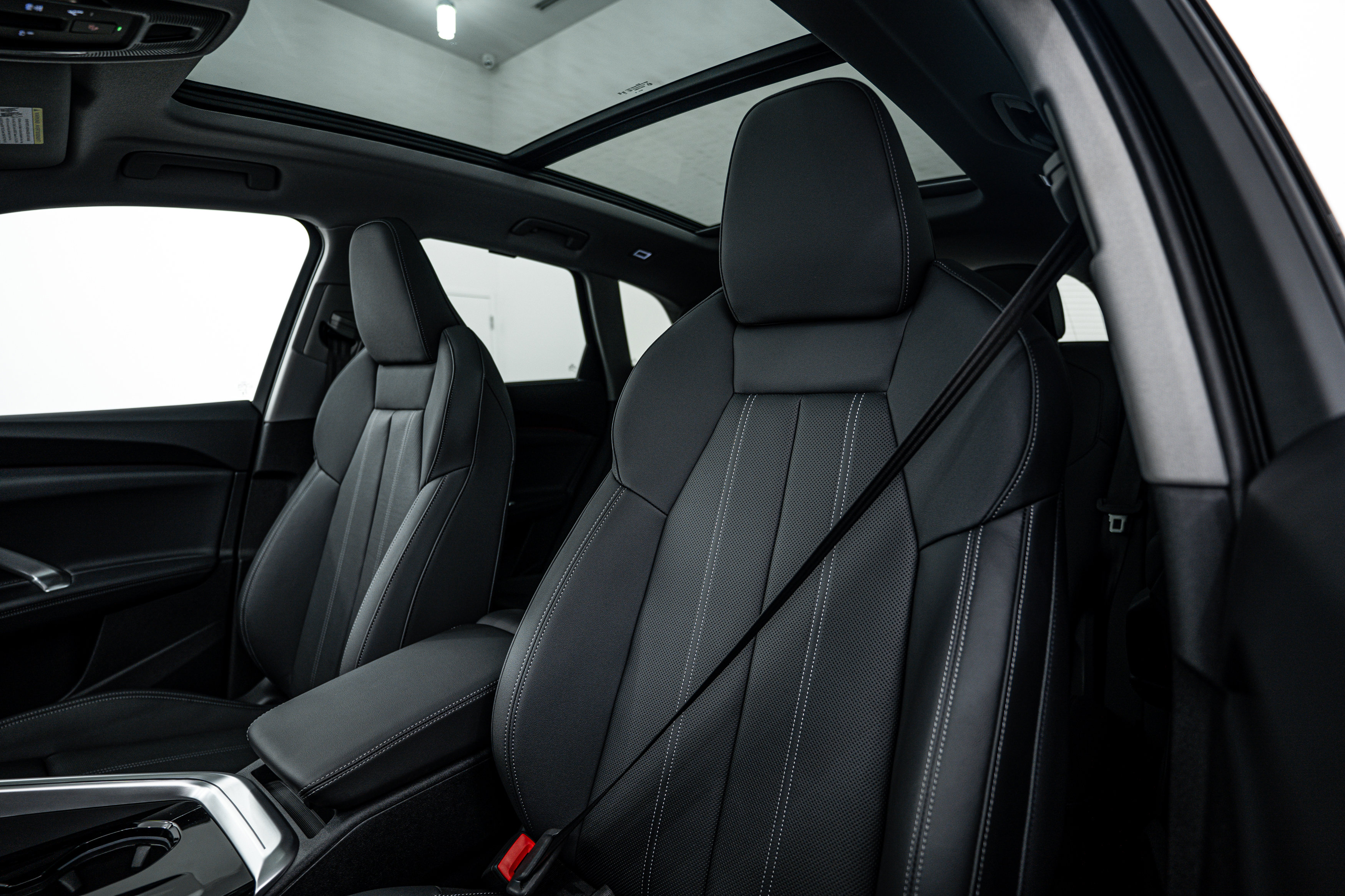 2025 Audi Q5 Premium Plus photo 14