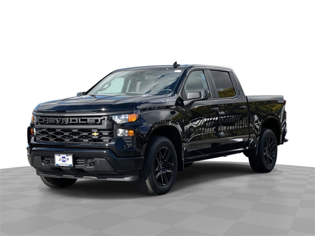 2026 Chevrolet Silverado Base's photo