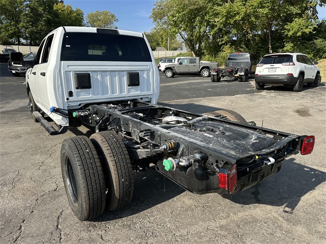 2026 Ram 3500 Tradesman photo 8