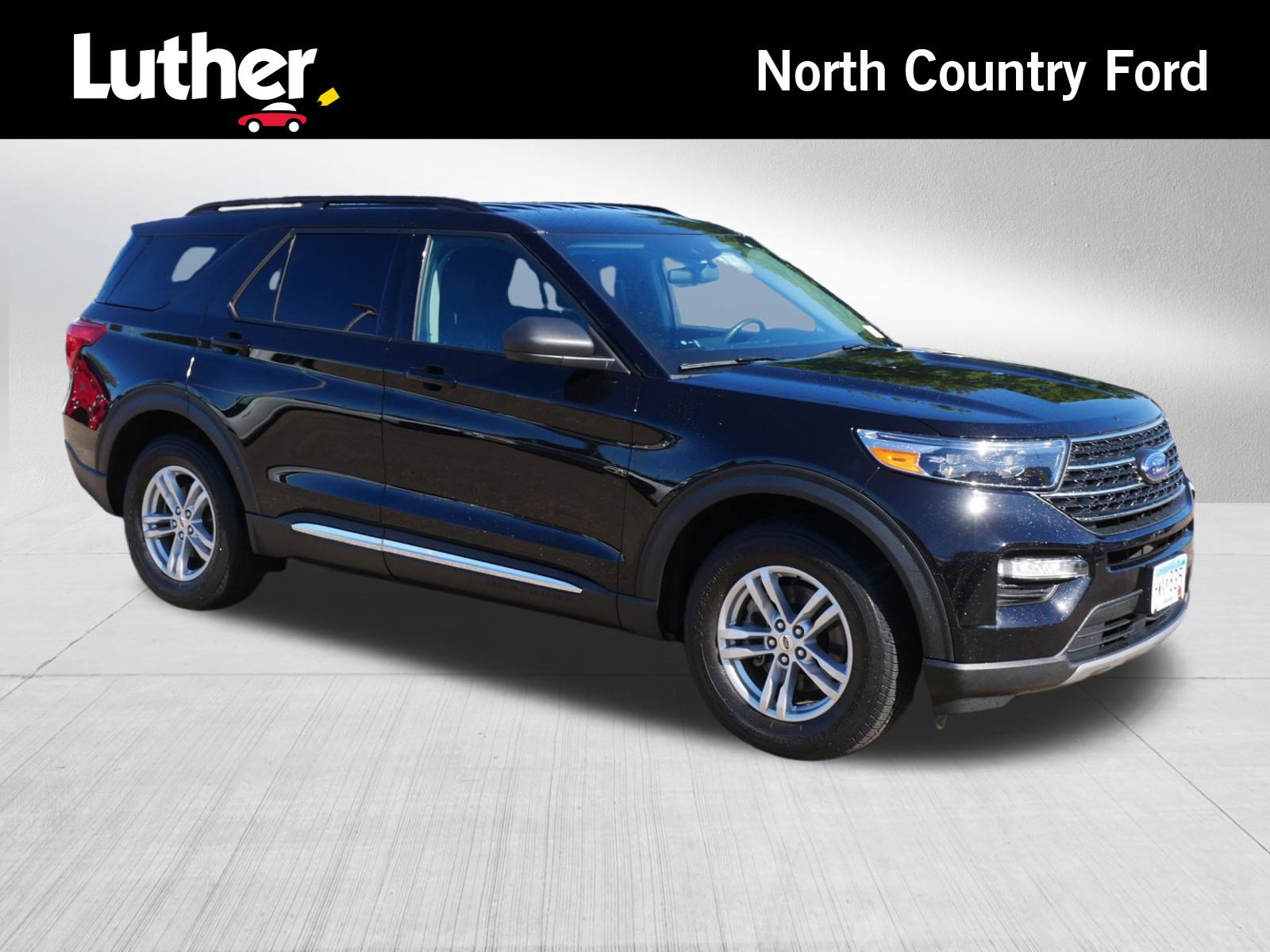2022 Ford Explorer XLT's photo
