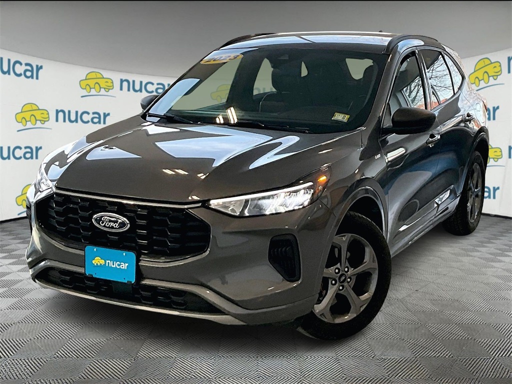 2023 Ford Escape ST-Line photo 3
