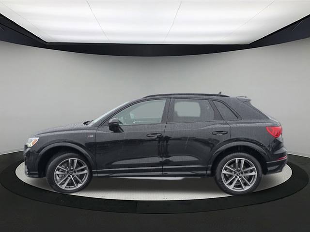 2025 Audi Q3 S line Premium photo 4