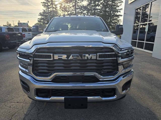 2026 Ram 3500 Tradesman photo 3