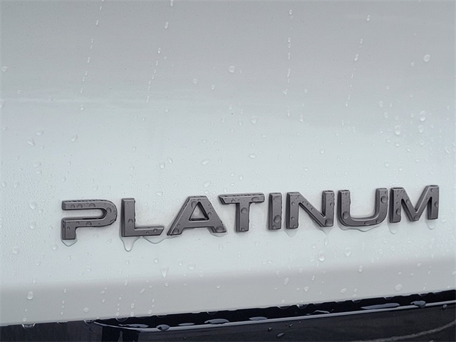 2025 Nissan Murano Platinum photo 9