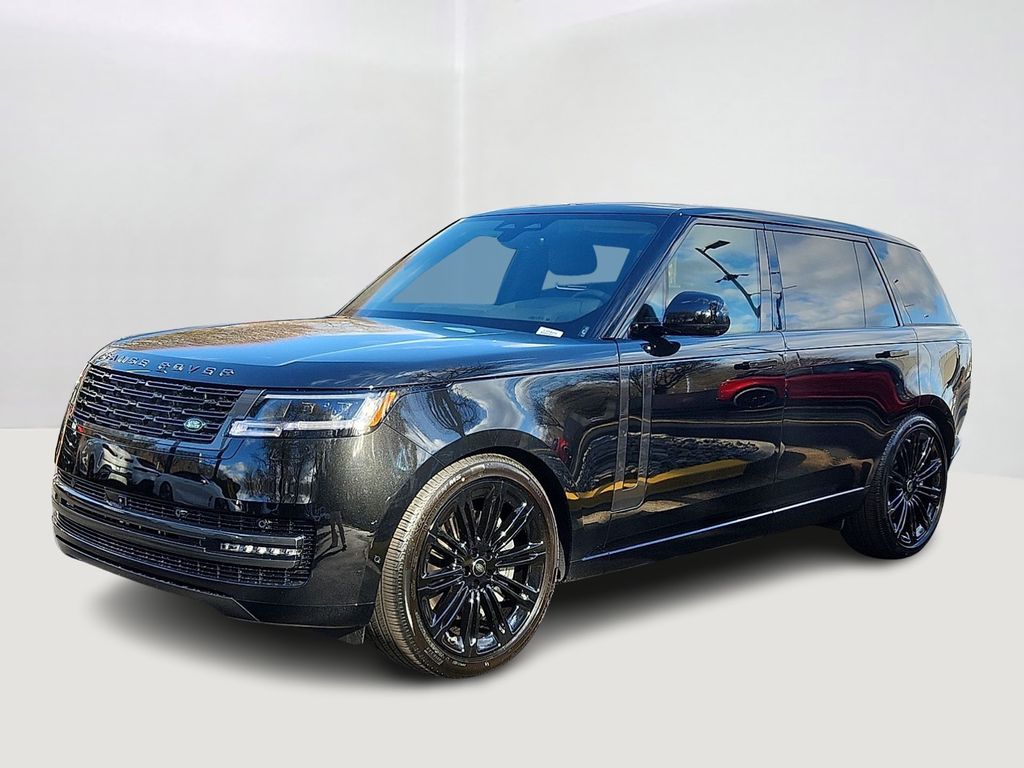 2025 Land Rover Range Rover SE's photo