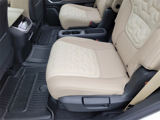 2025 Nissan Armada Platinum photo 12