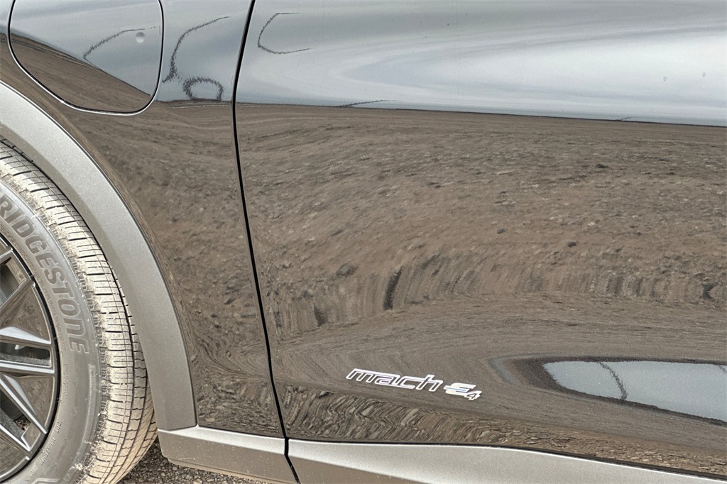 2025 Ford Mustang Mach-E Select photo 24