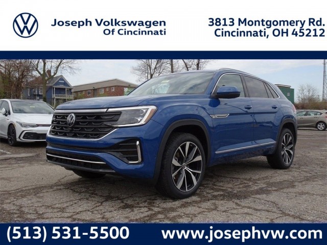 New 2025 Volkswagen Atlas Cross Sport 2.0T SEL Premium R-Line 4D