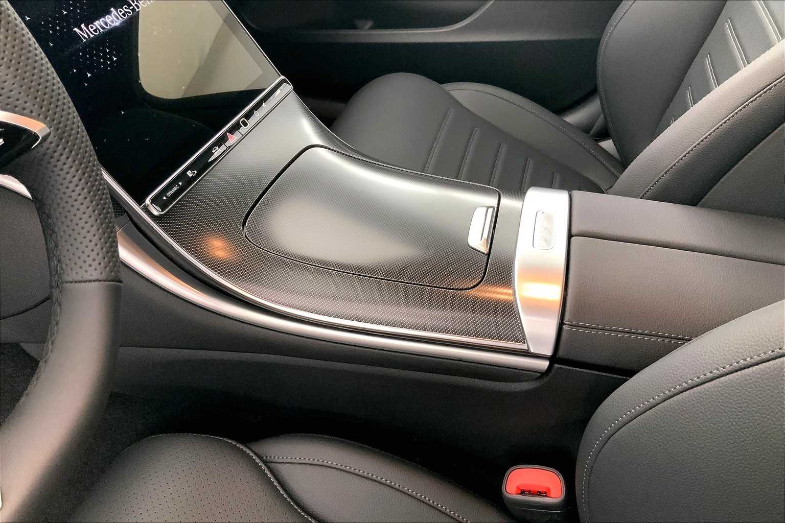 2025 Mercedes Benz C 300 4MATIC photo 17