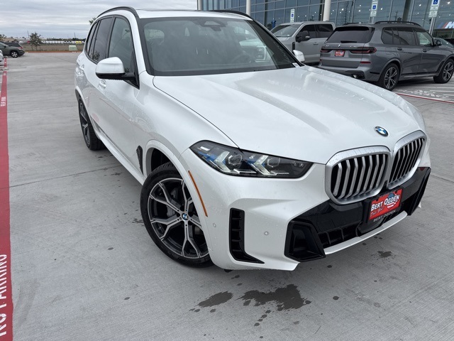 2026 BMW X5 40i's photo