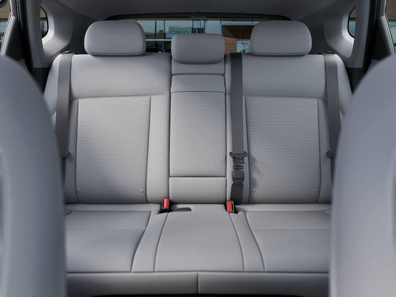 2026 Hyundai Kona SEL photo 6