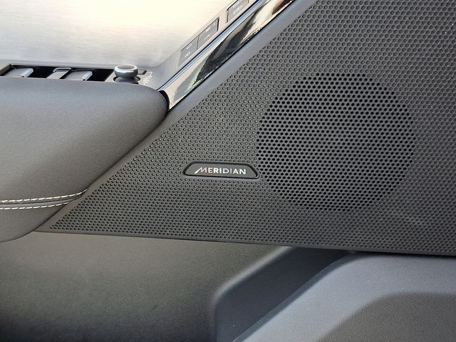 2023 Land Rover Range Rover Velar R-Dynamic S photo 20