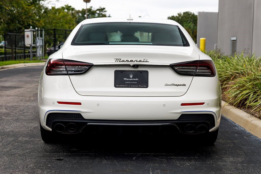 2022 Maserati Quattroporte Modena photo 4