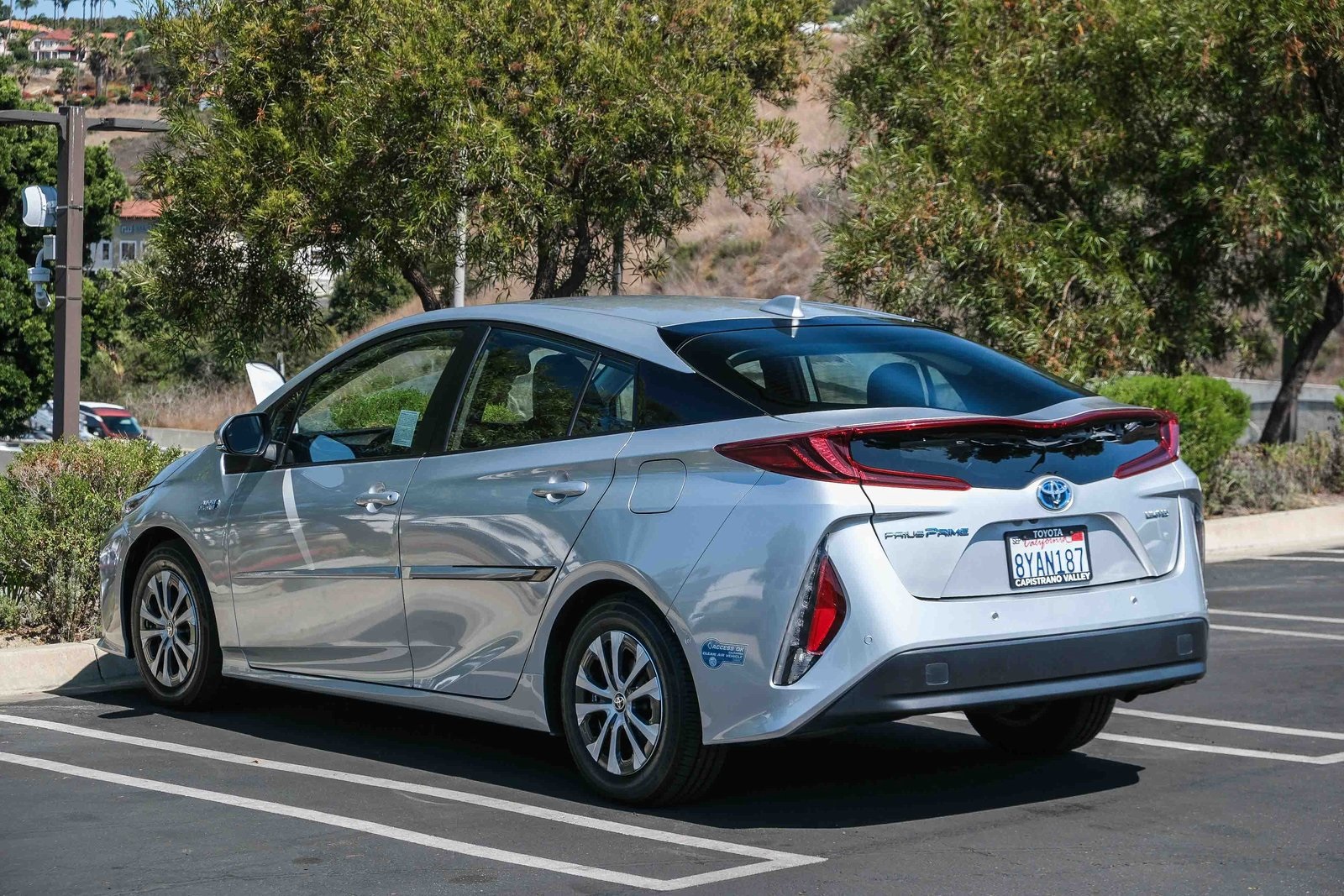 2022 Toyota Prius Prime Limited photo 8