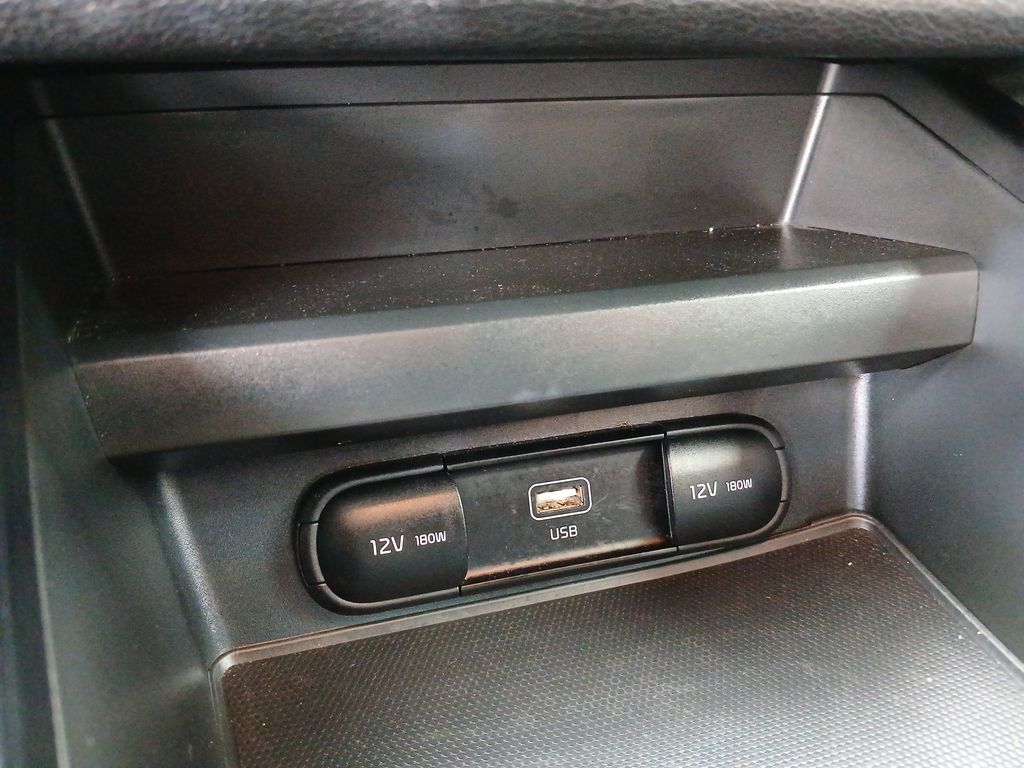 2023 Kia Soul LX photo 13