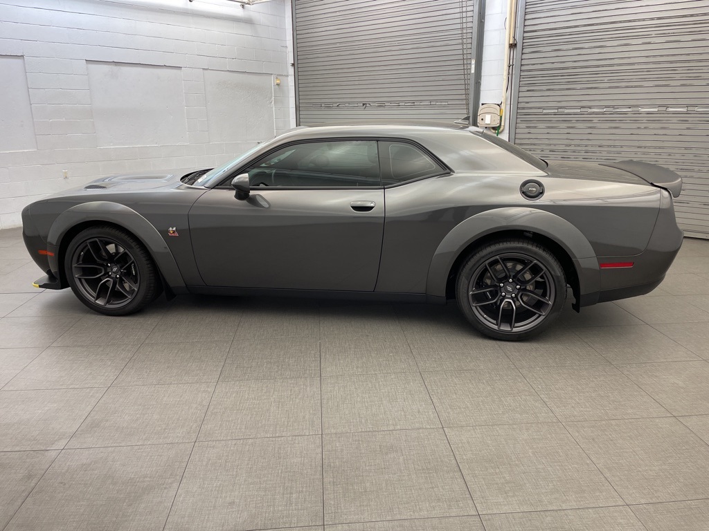 2020 Dodge Challenger R/T Scat Pack Widebody photo 6