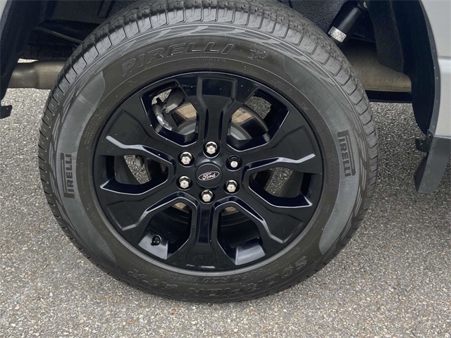 2023 Ford F-150 XLT photo 8