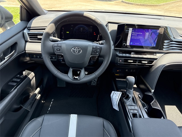 2025 Toyota Camry SE photo 12