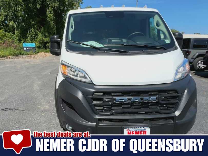 2025 Ram ProMaster 1500 Tradesman photo 3