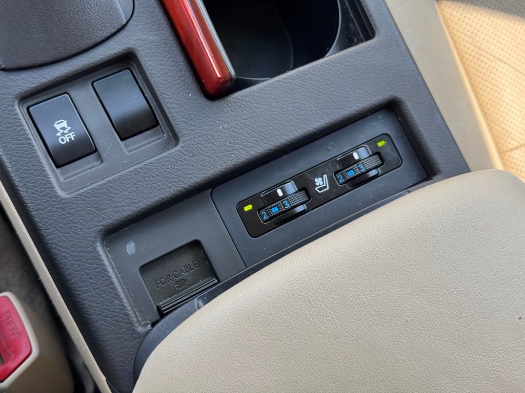 2011 Lexus RX 350 photo 27