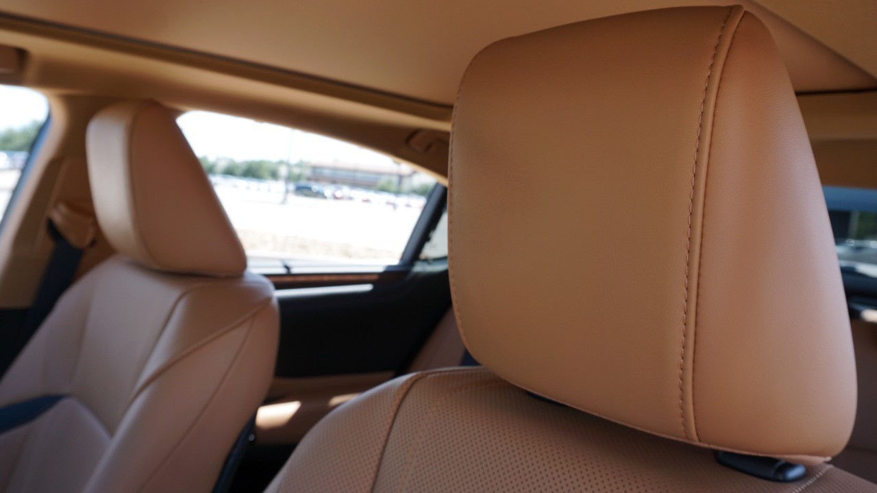 2023 Lexus ES 350 Ultra Luxury photo 24