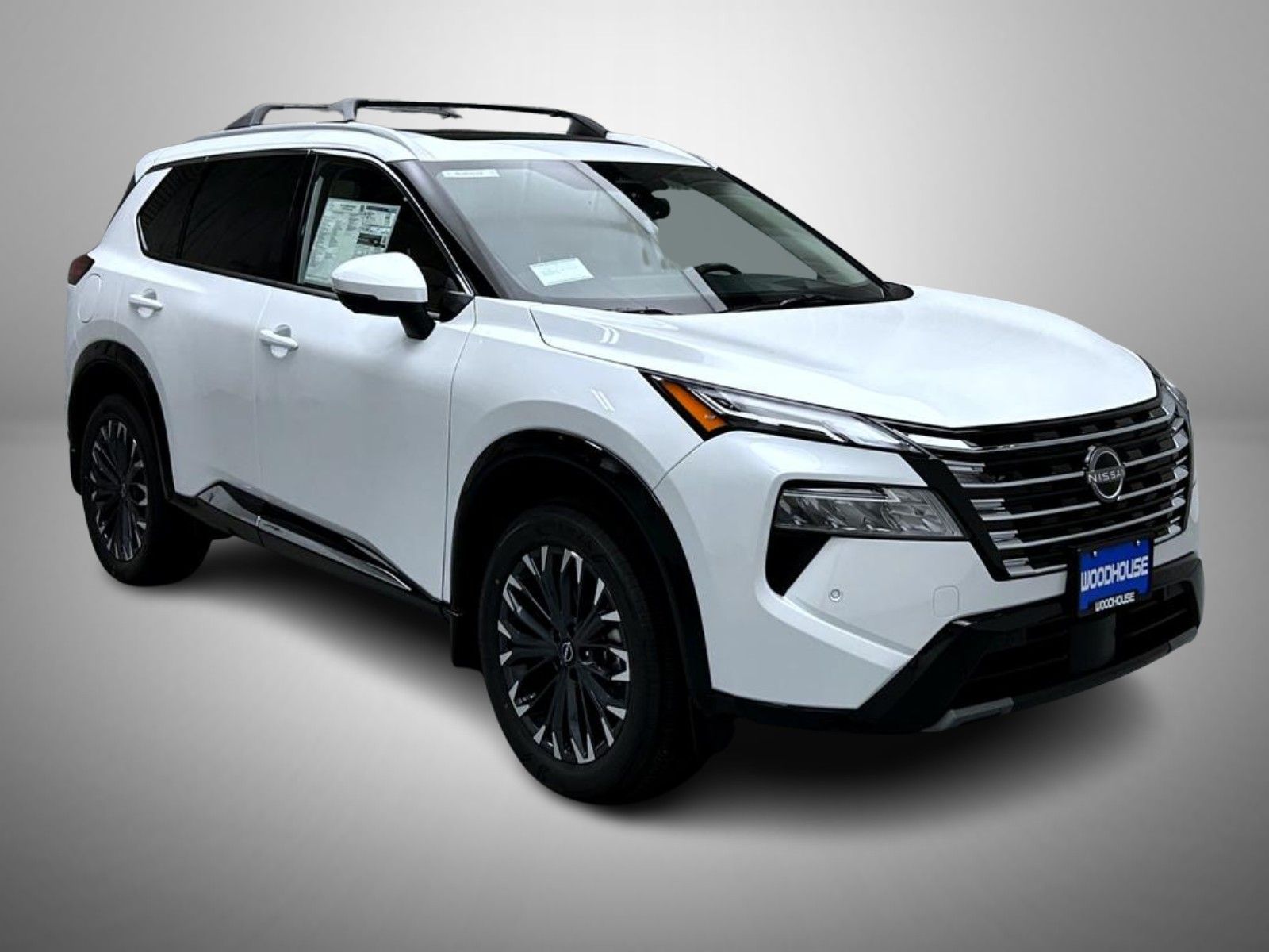 2026 Nissan Rogue Platinum photo 3