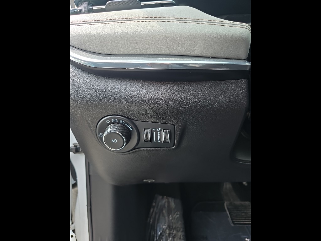 2022 Jeep Compass Limited photo 15