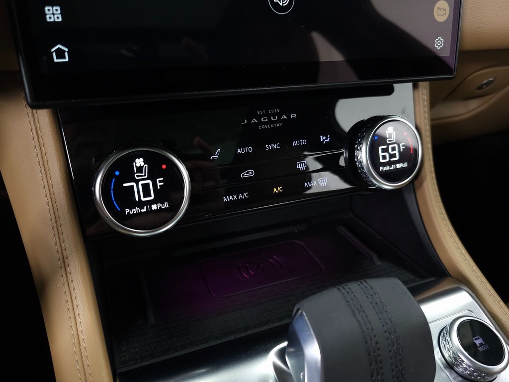 2022 JAGUAR F-PACE - Image 28