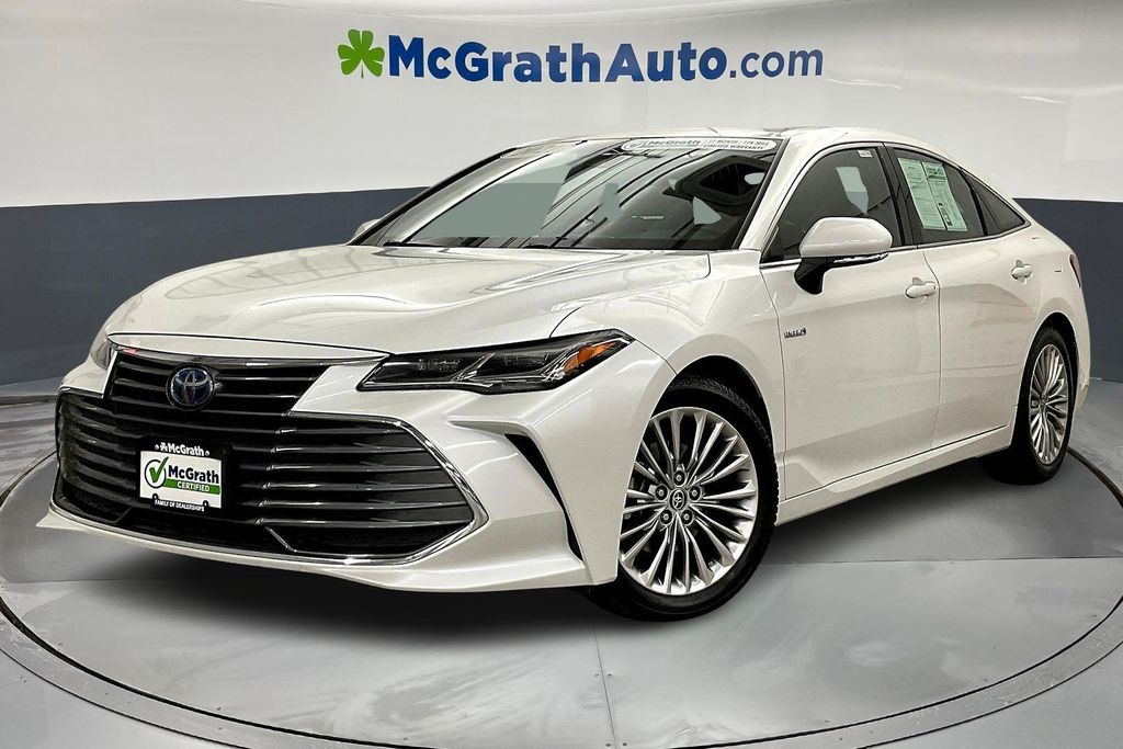 2021 Toyota Avalon Hybrid Limited photo 2