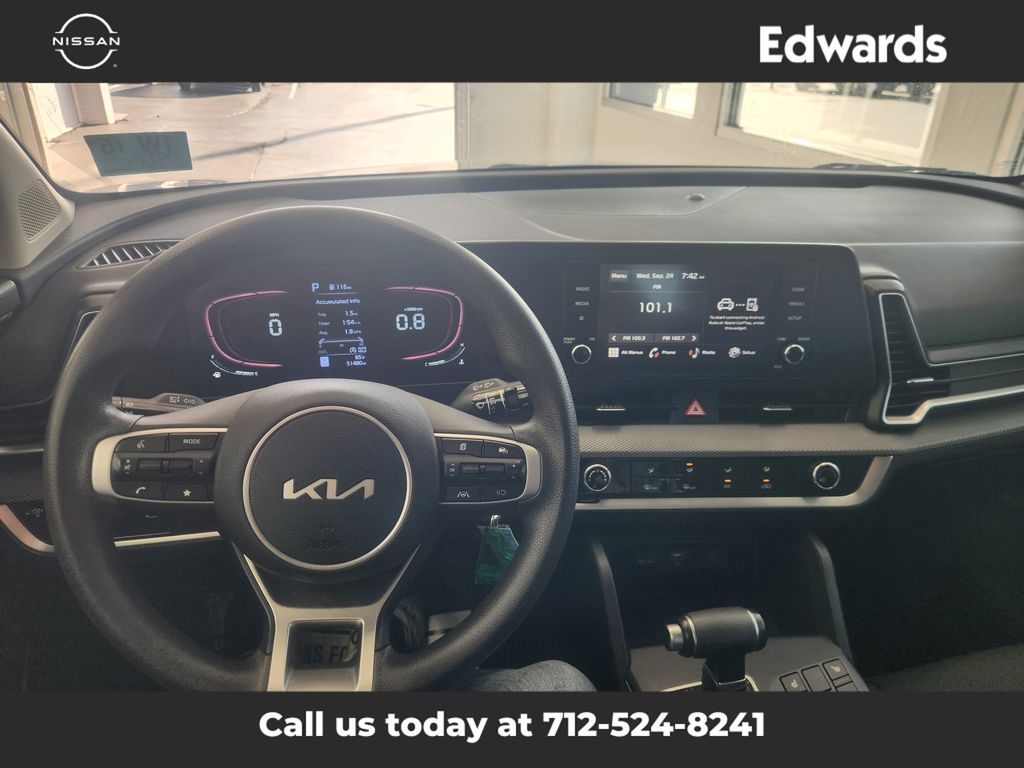 2024 Kia Sportage LX photo 18