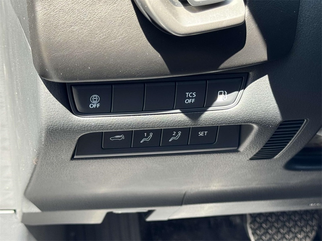 2025 Mazda CX-50 Premium photo 28