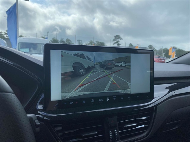 2025 Ford Escape Hybrid ST-Line photo 12