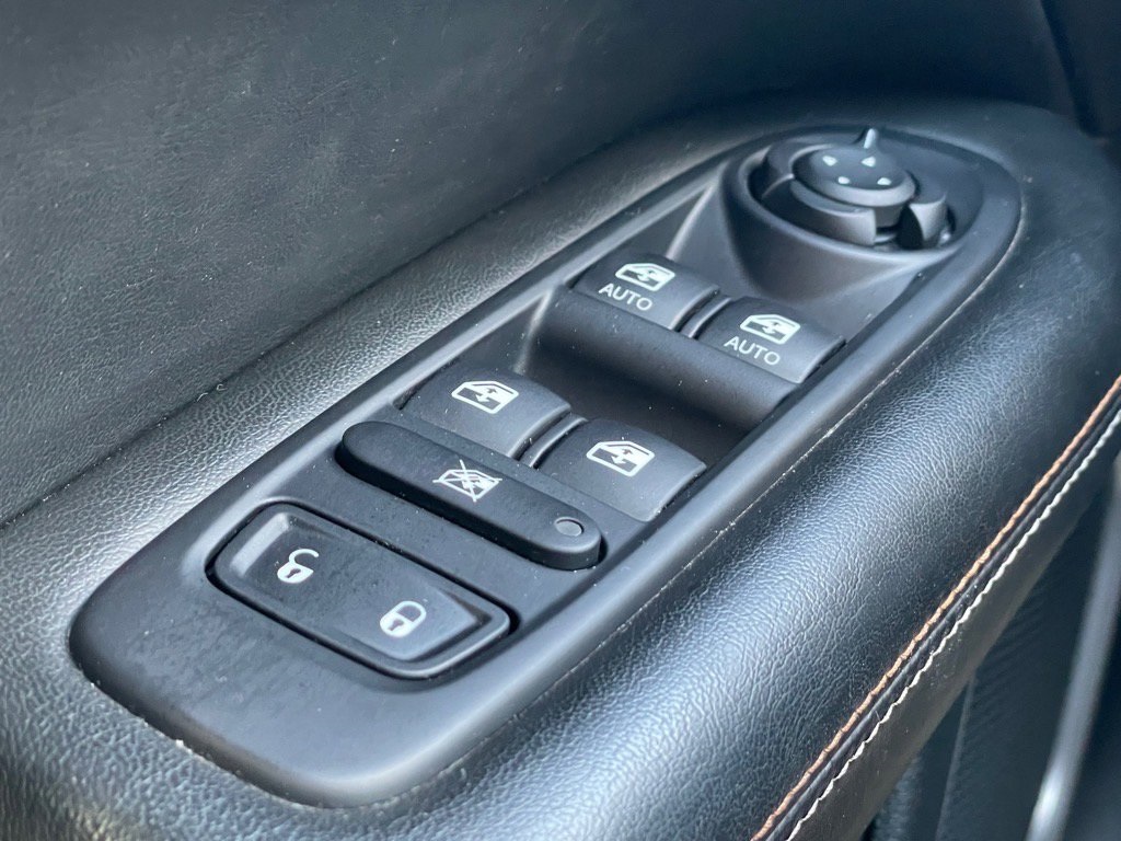 2018 Jeep Compass Sport photo 14