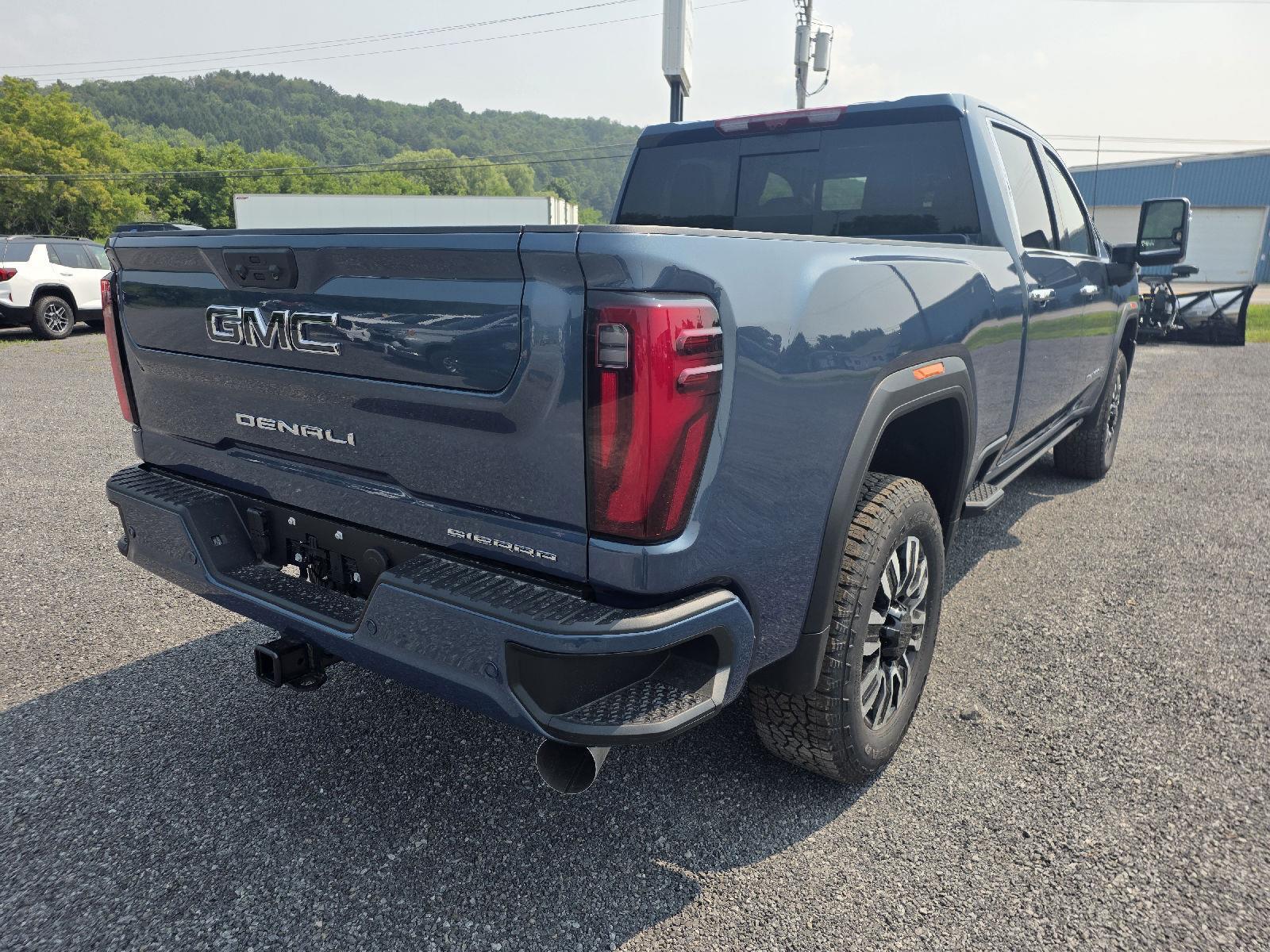 2025 Gmc Sierra 2500 HD Denali Ultimate photo 5