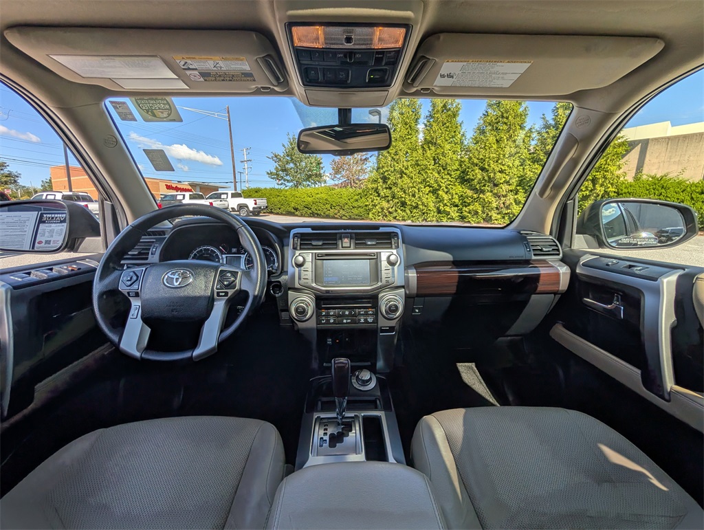 2018 Toyota 4Runner Limited photo 4