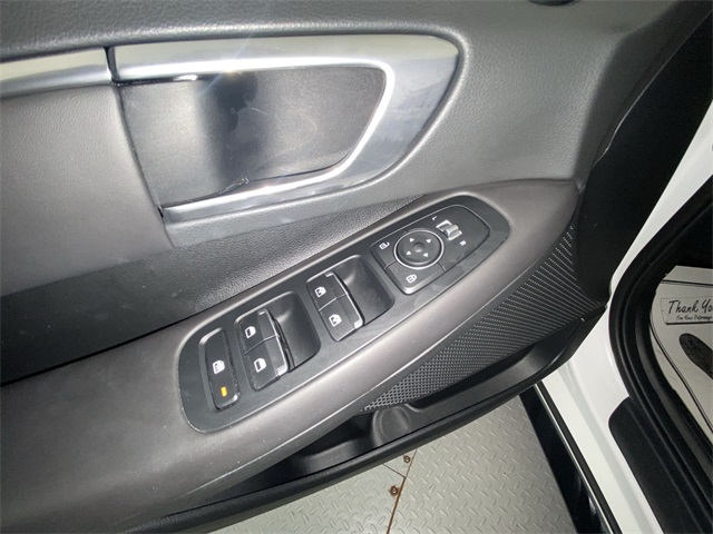 2023 Hyundai Sonata SEL photo 13