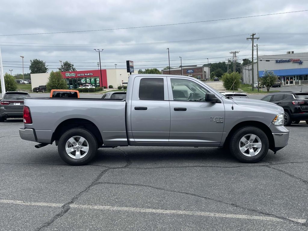 2024 Ram 1500 Classic SLT photo 8