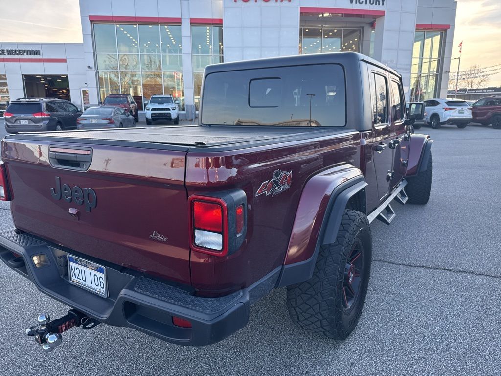 2022 Jeep Gladiator Sport photo 2