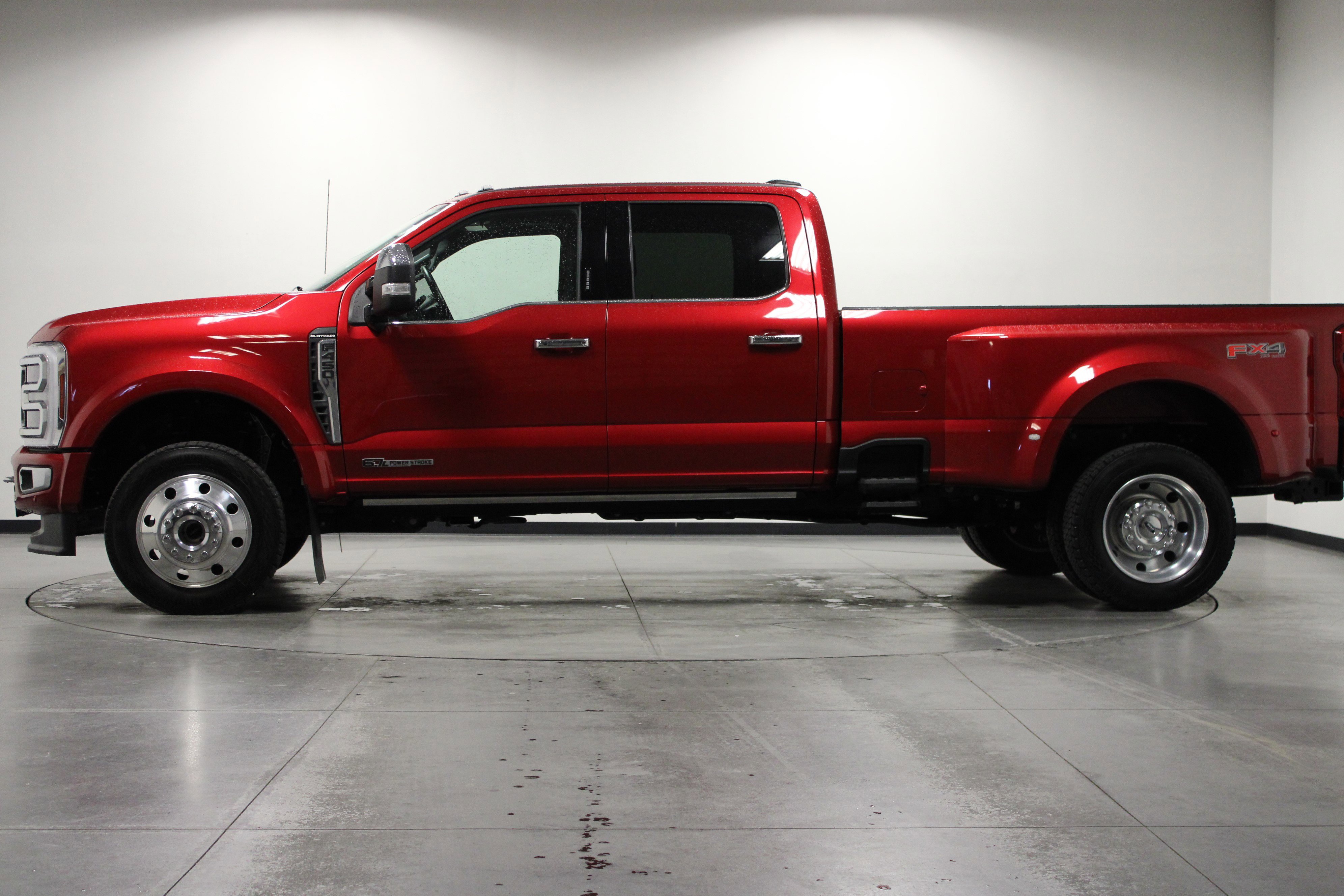 2024 Ford F-450 Platinum photo 6