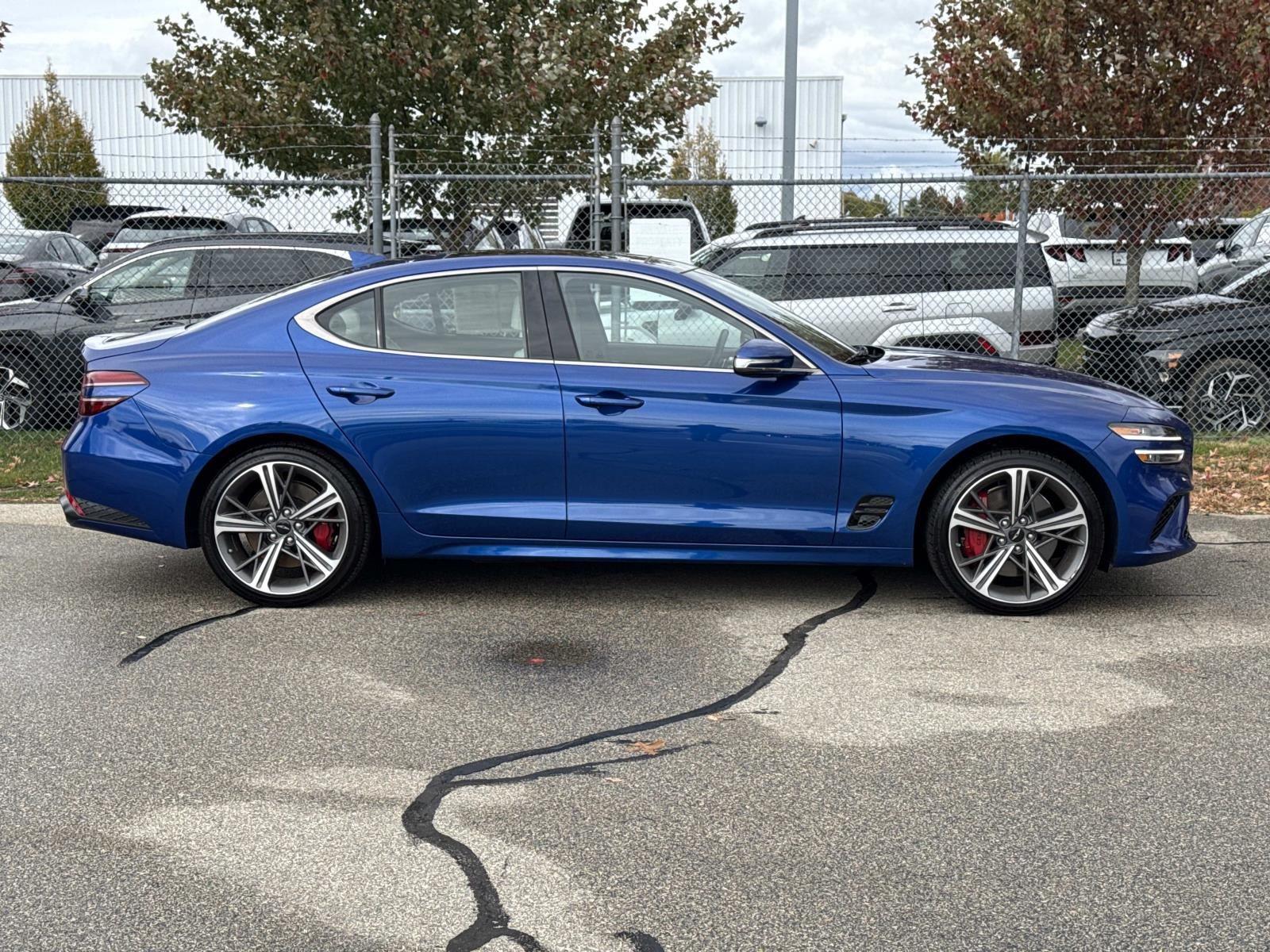 2024 Genesis G70 2.5T photo 4