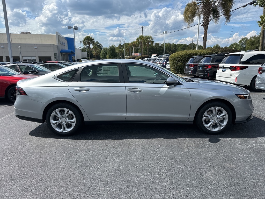2025 Honda Accord LX photo 2