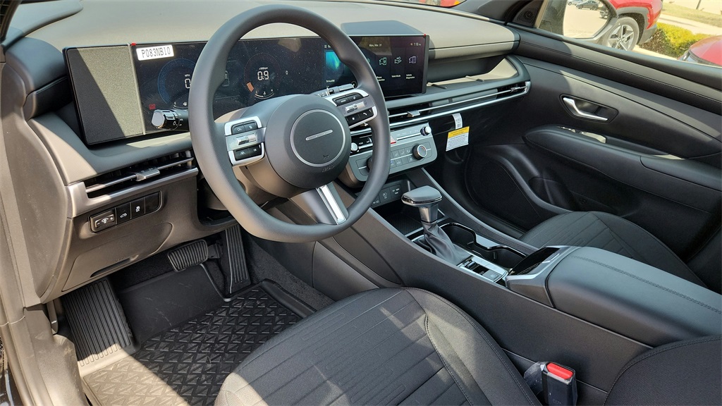 2025 Hyundai Santa Cruz SE photo 15