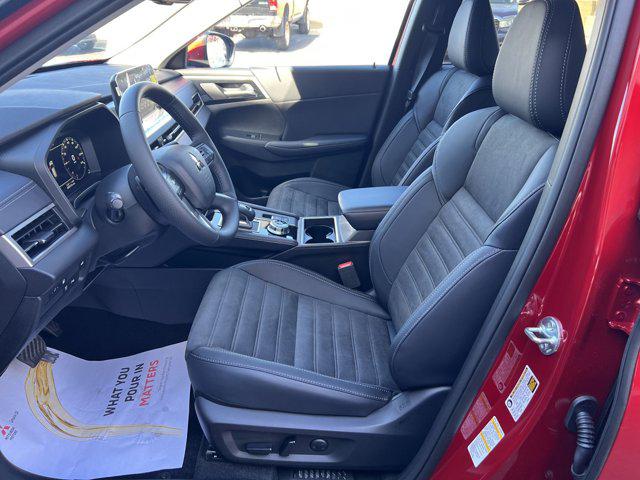 2025 Mitsubishi Outlander PHEV SE S-AWC photo 11