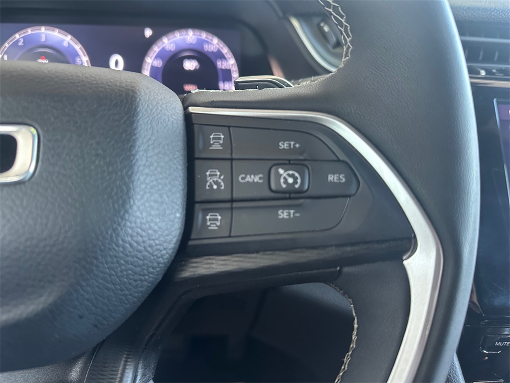 2024 Jeep Grand Cherokee Altitude photo 29