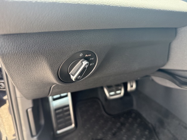 2025 Volkswagen Jetta 1.5T Sport photo 22