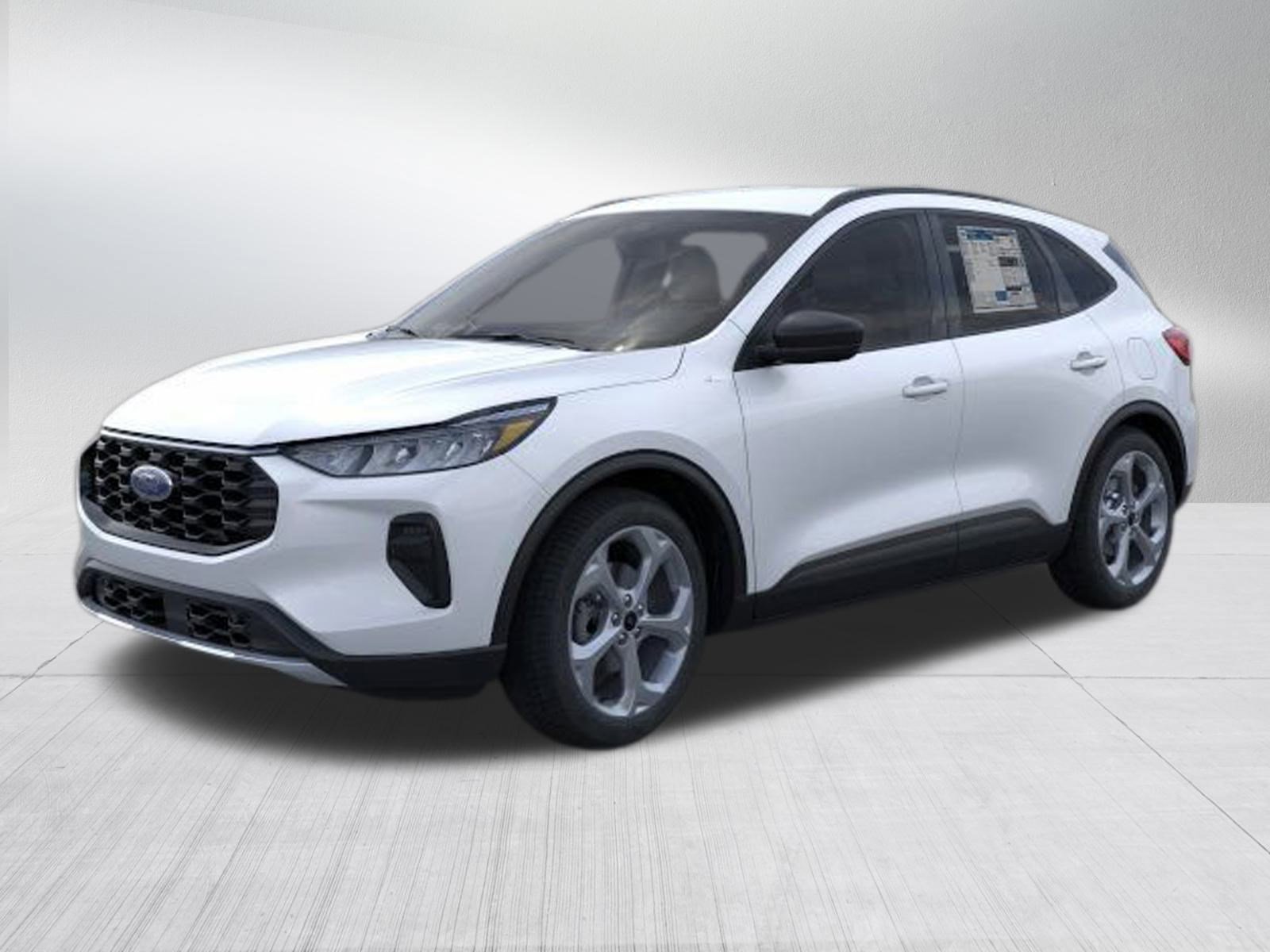 2026 Ford Escape ST-Line photo 4